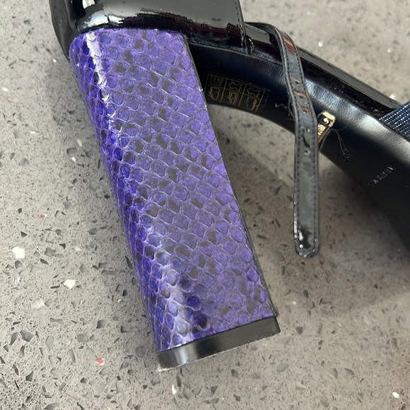 ROBERTO CAVALLI 38 1/2 made in italy. All leather max snake print heel perfect - Picture 12 of 12